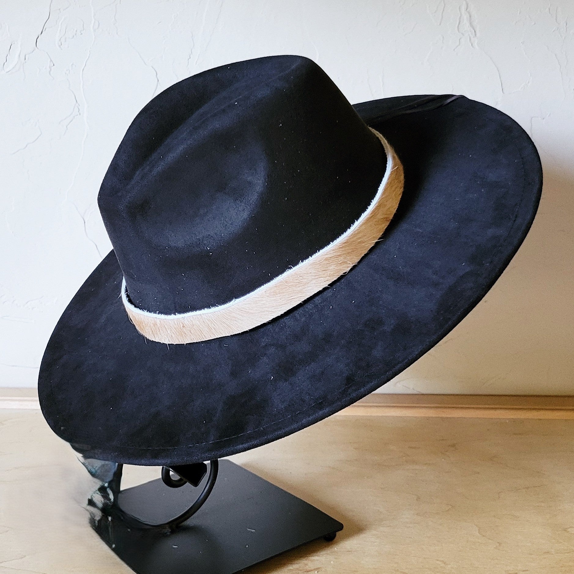 Tan hair-on-hide leather western hat band