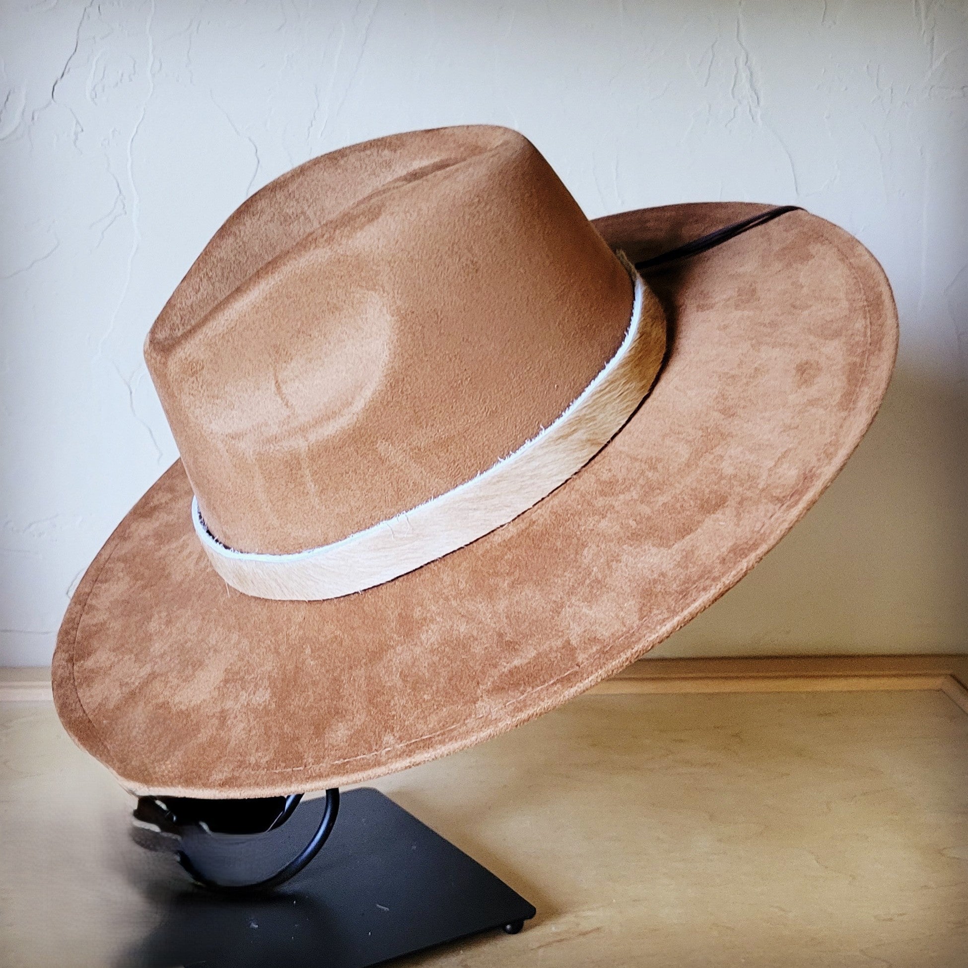 Tan Hair-on-Hide Leather Hat Band