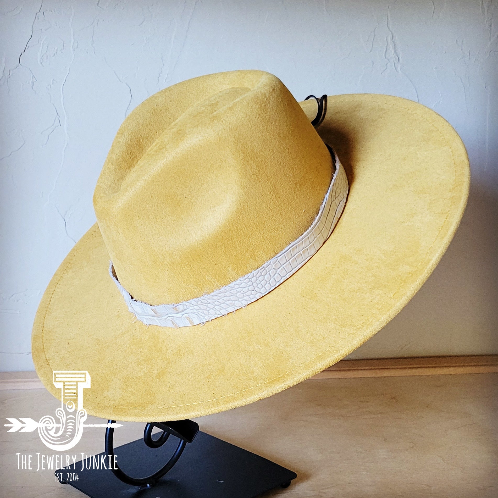 White and Gold Gator Embossed Leather Hat Band