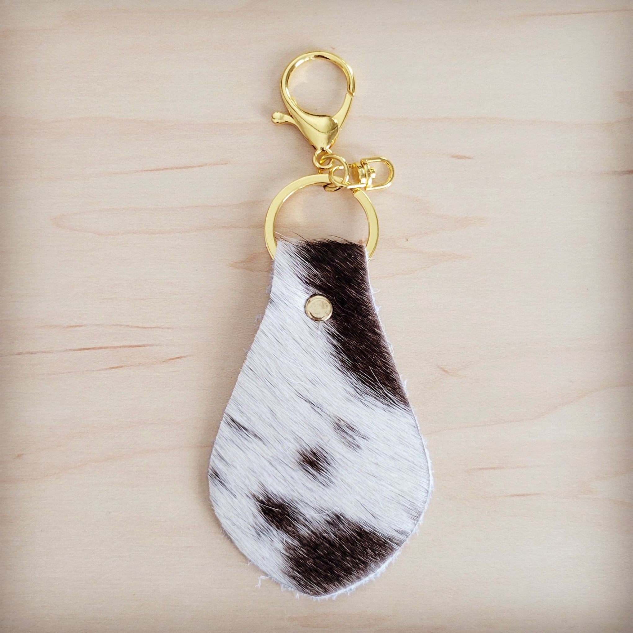 Back of the brindle cowhide key chain showing the leather backing
