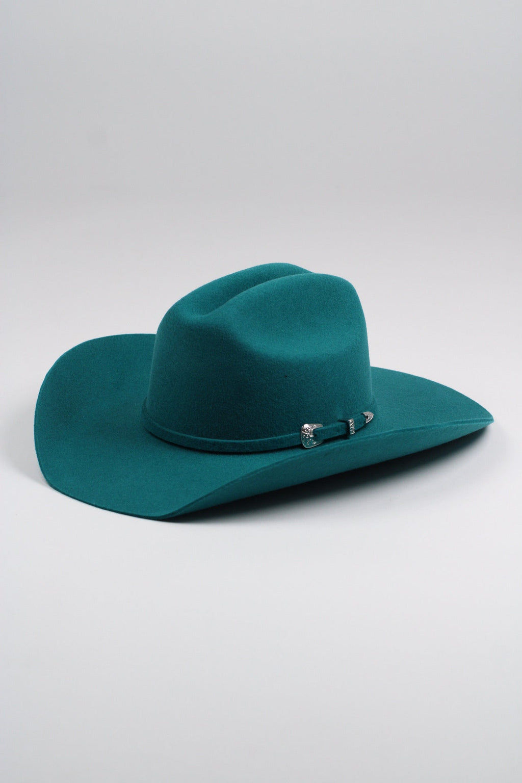 Deep teal turquoise Mustang 30X merino wool cowboy hat with a cattleman crown
