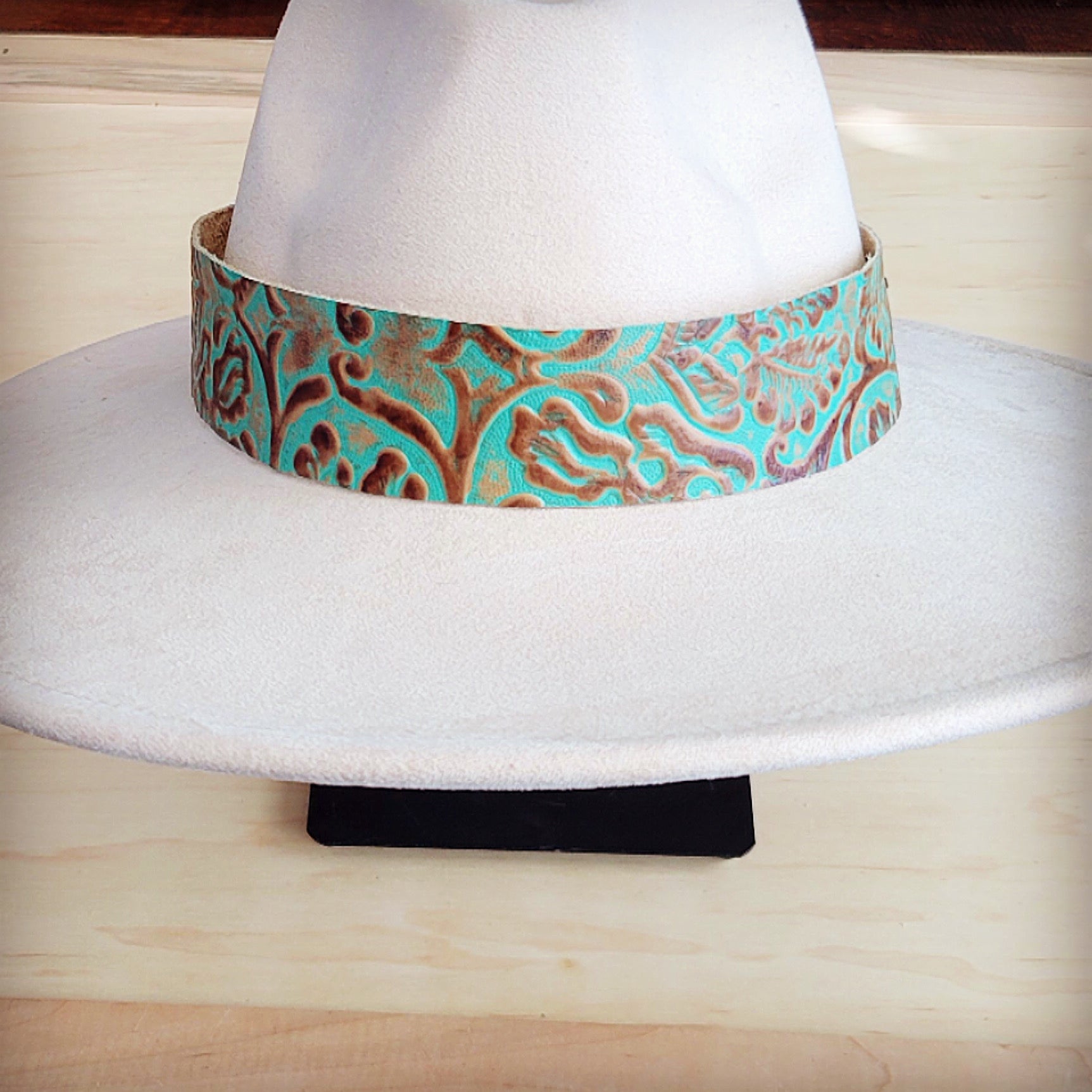 Wide genuine leather cowboy hat band with turquoise