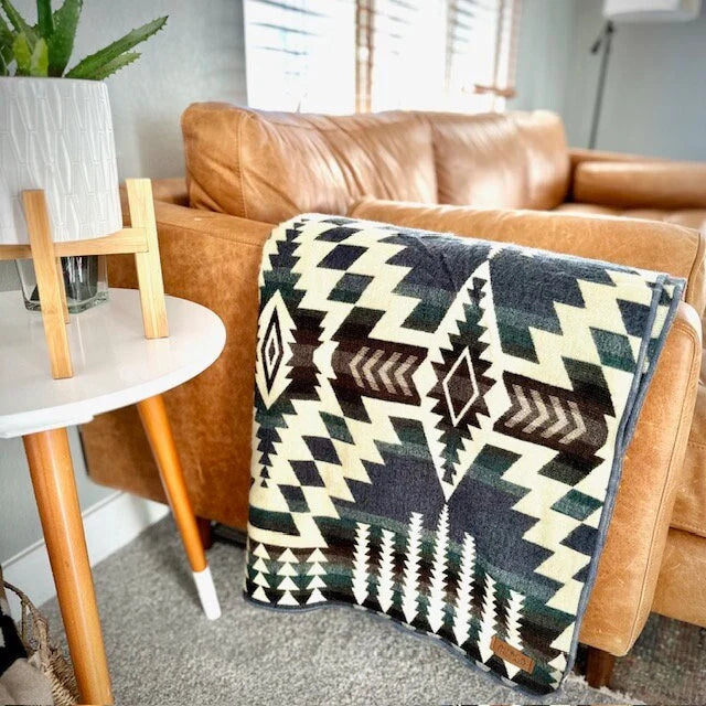 Andean alpaca throw blanket, view 14