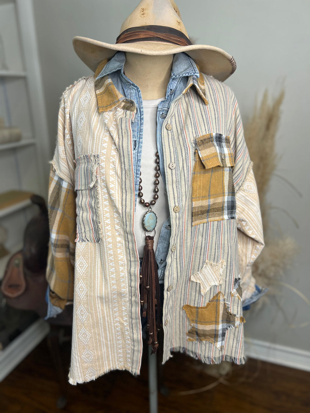 Plaid star button shirt, view 3