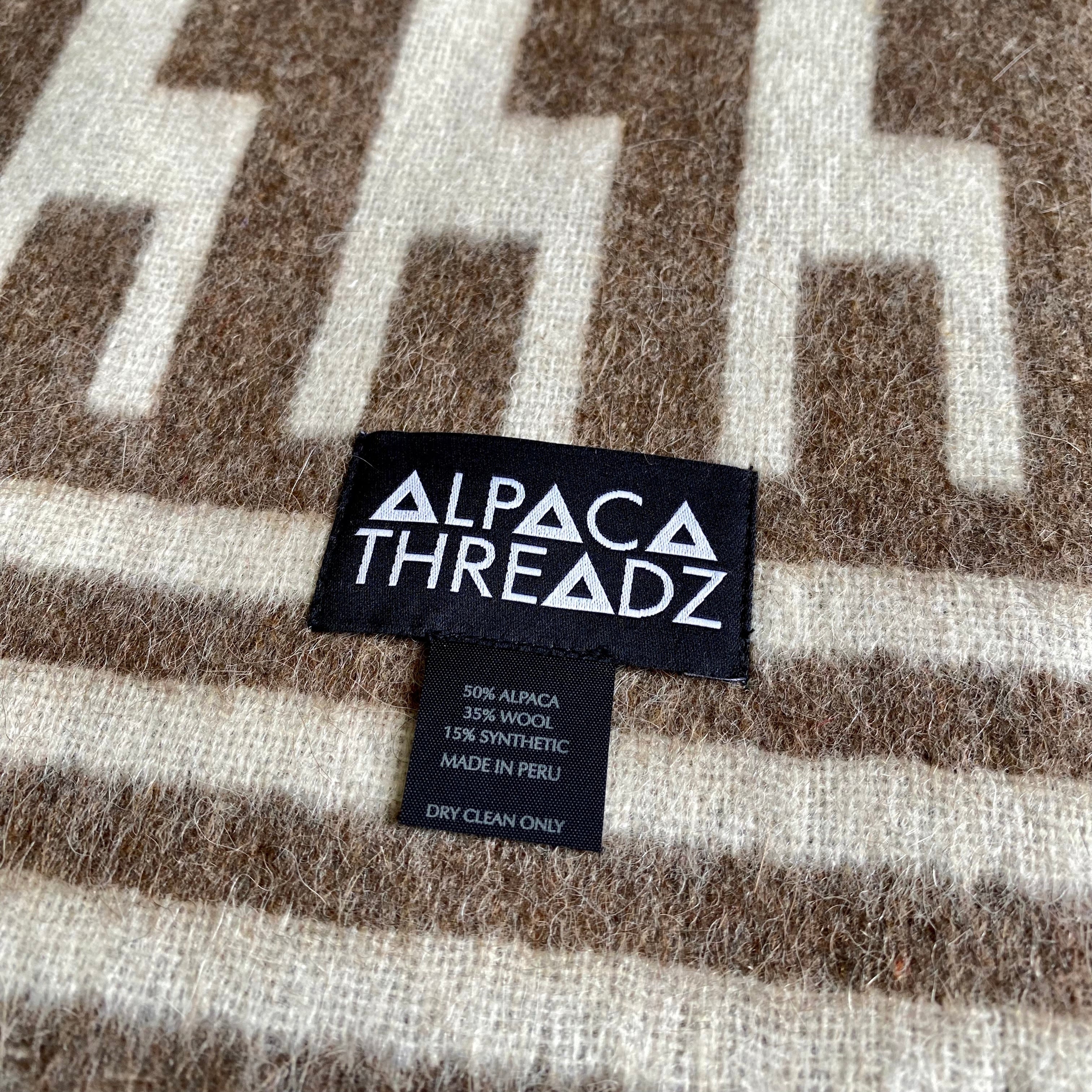 Peruvian alpaca throw with alpaca motif, view 13
