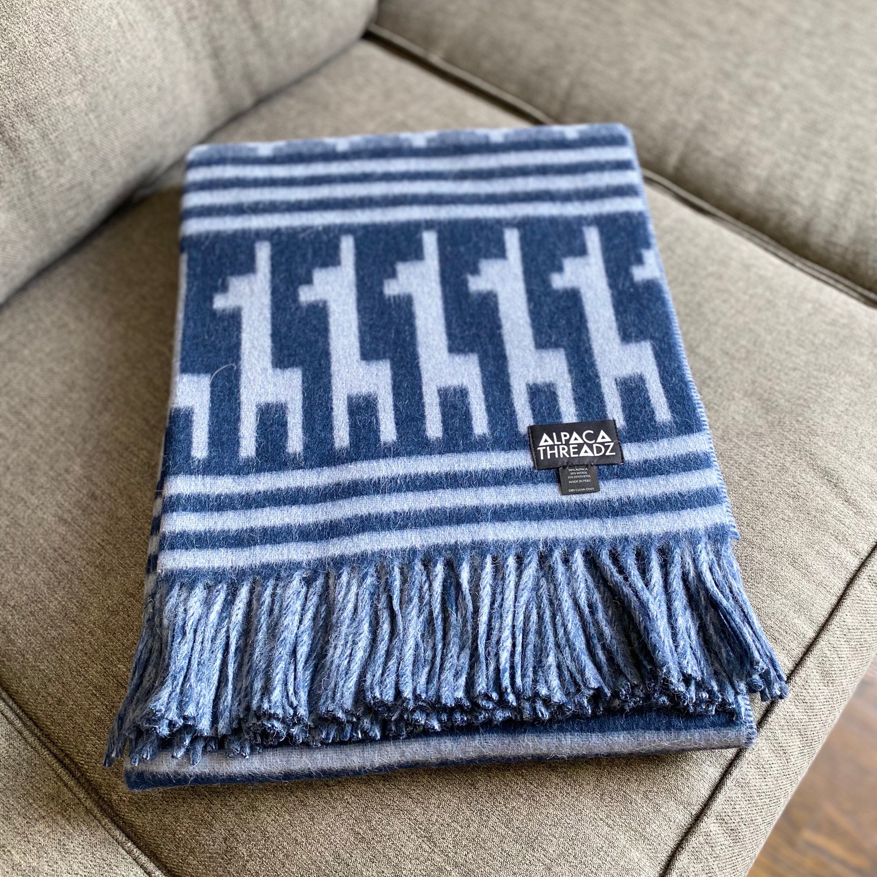 Peruvian alpaca throw with alpaca motif, view 9