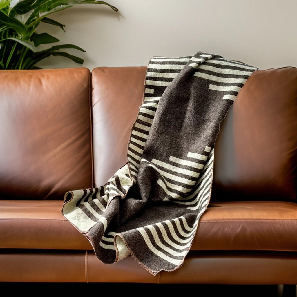Andean alpaca throw blanket