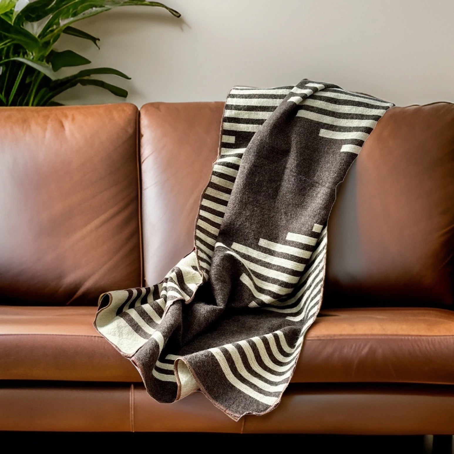 Andean alpaca throw blanket